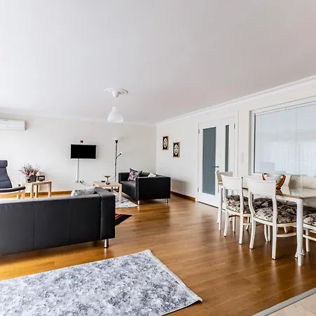 Spacious Cozy In Uskudar Near Harem Harbor